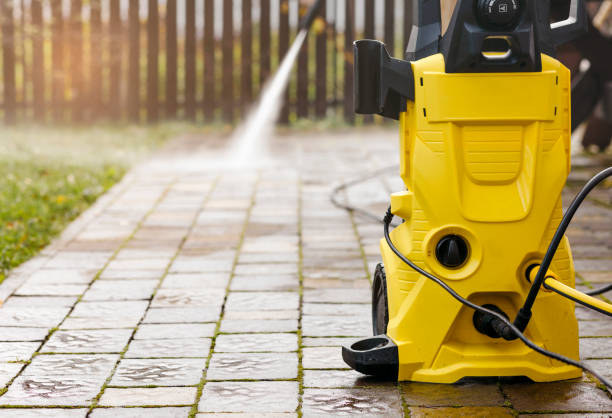 Professional  Pressure Washing Services in Auburndale, FL